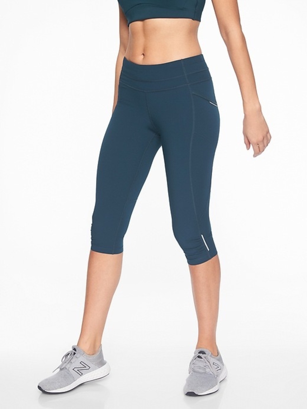 Athleta Dobby Be Free Knicker Size Large Blue